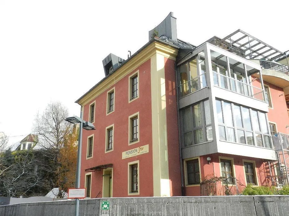 Hotel Pension Stoi Budget Guesthouse Innsbruck